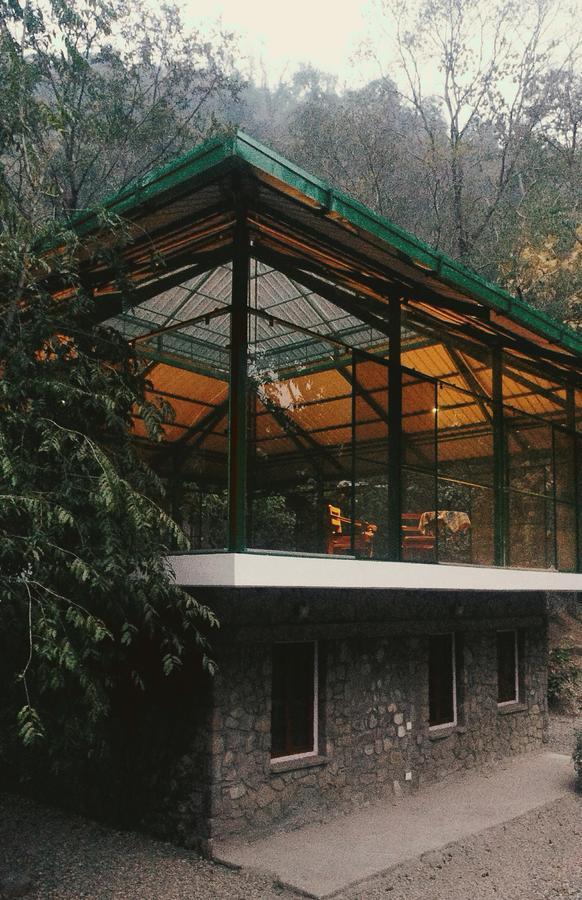 Neemrana'S Glasshouse On The Ganges Rishīkesh Exteriör bild